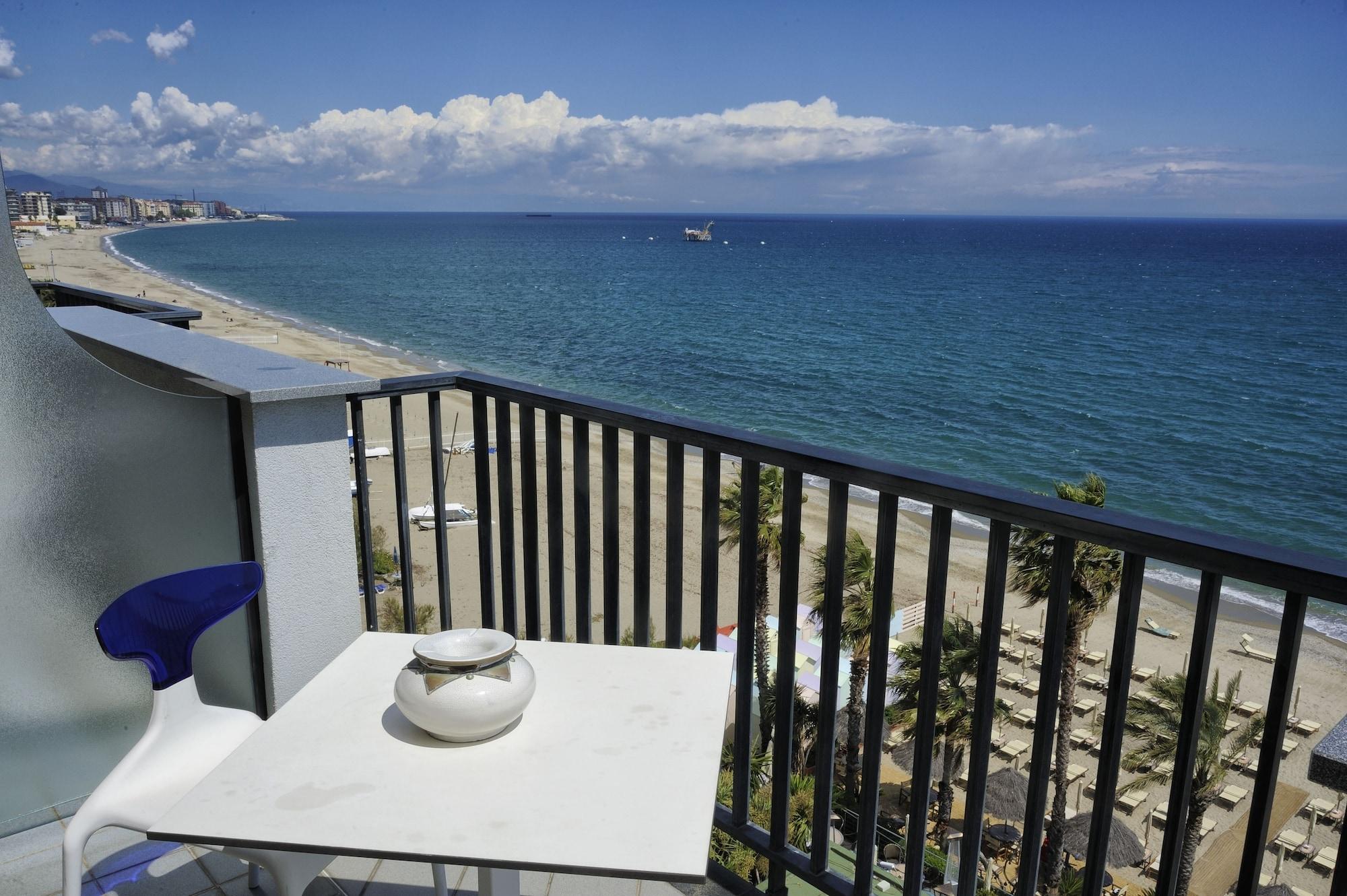 Mare Hotel 4*